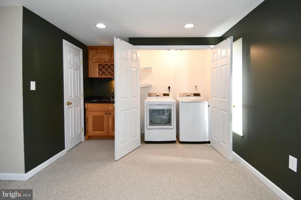 Photo of Unit 39 at 1048 WINDRUSH LANE
