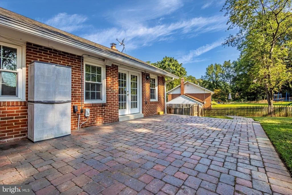 Photo of 17809 PARK MILL DRIVE
