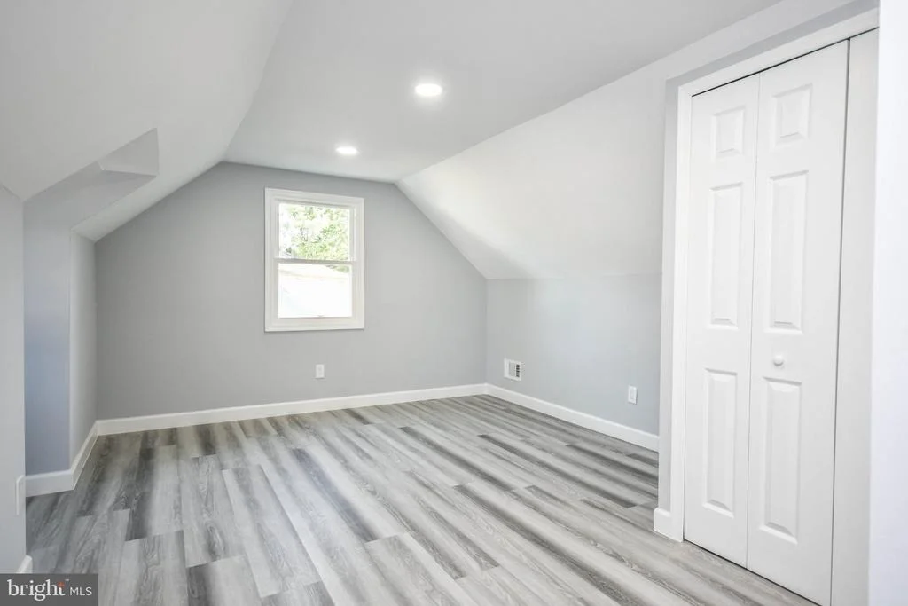 Photo of 9813 BRADDOCK ROAD