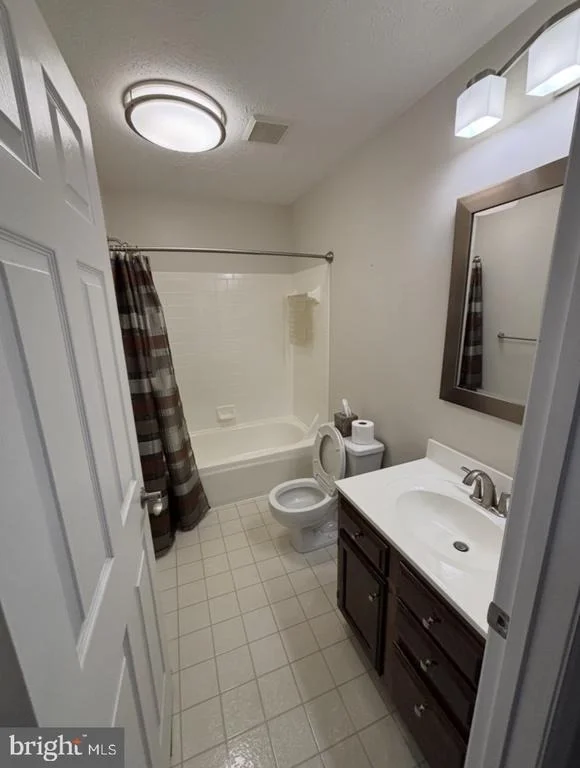 Photo of 4233 GREYS RUN CIRCLE