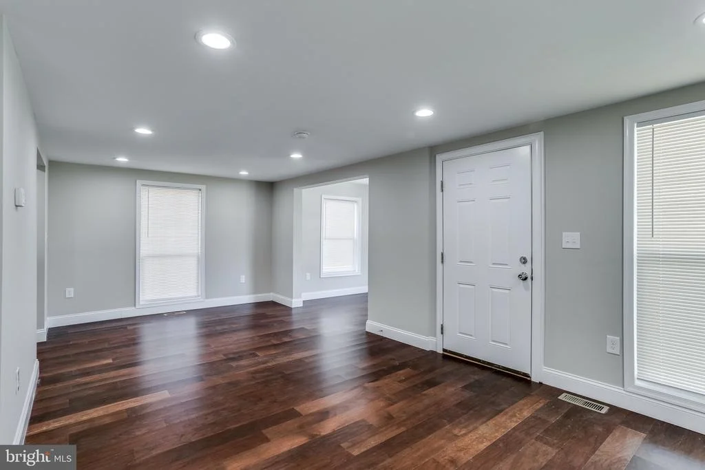 Photo of 7939 WISE AVENUE