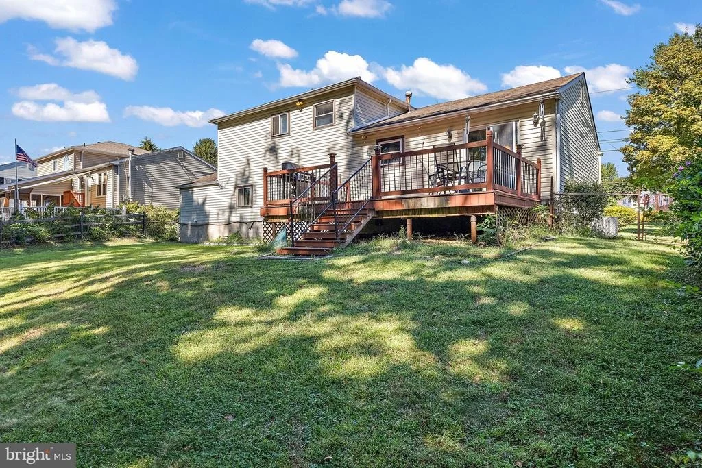 Photo of 8 NEPONSET ROAD