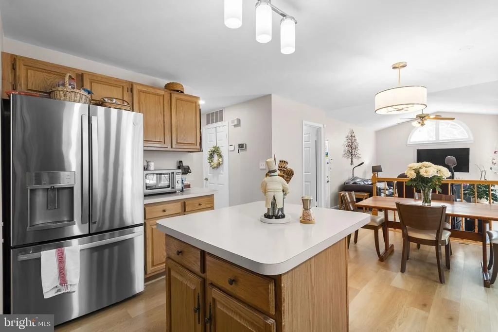 Photo of 14021 HEATHERSTONE DRIVE
