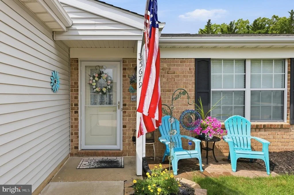 Photo of 5679 BARBERRY COURT