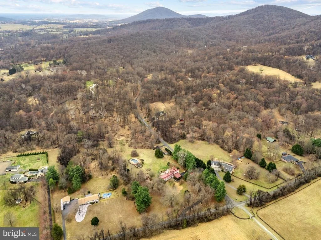 Photo of 3850 COBBLER MOUNTAIN ROAD