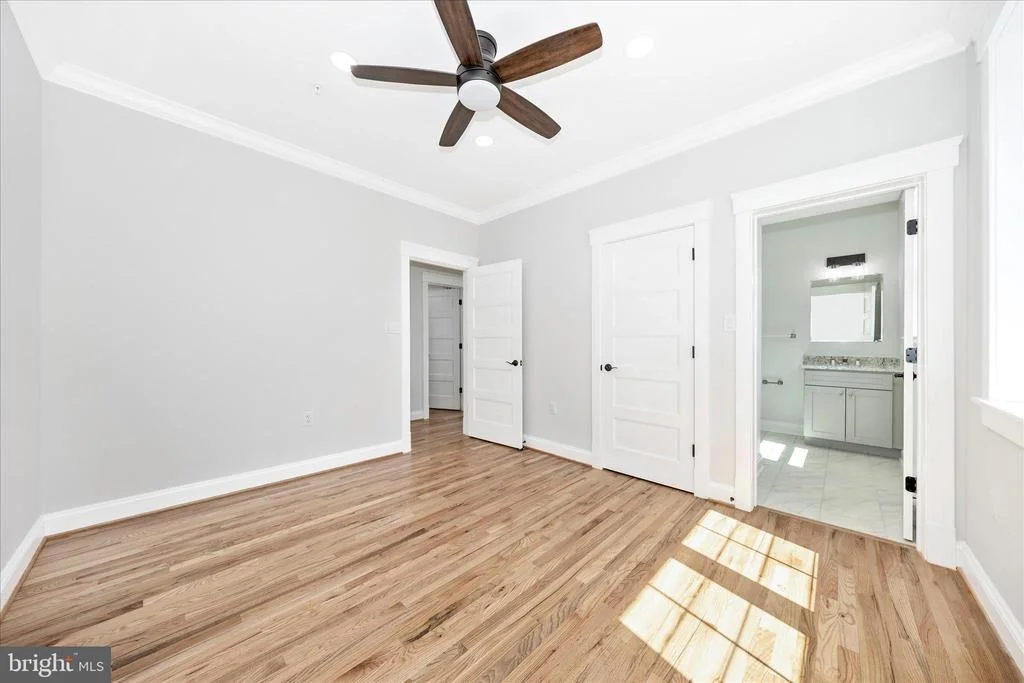 Photo of 109 W 13TH STREET