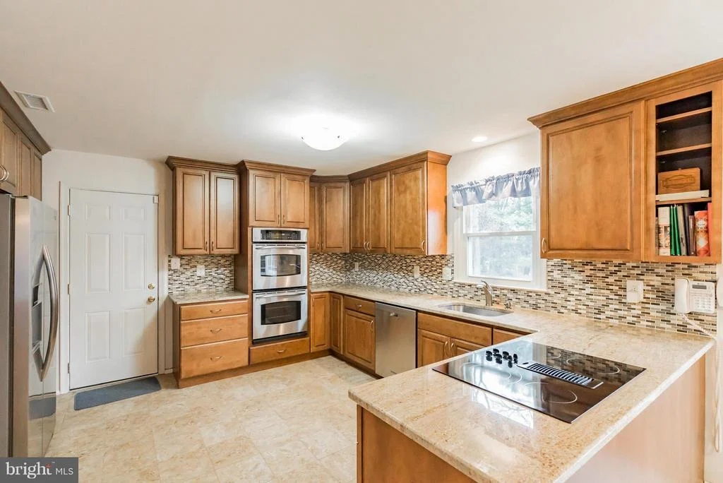 Photo of 17412 EVANGELINE LANE