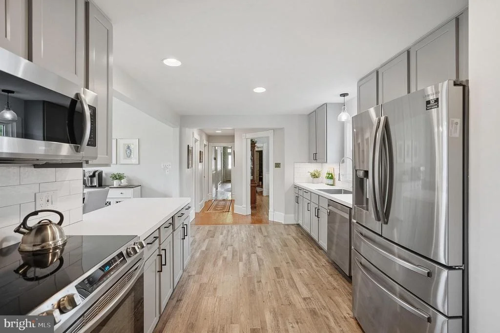 Photo of 9026 SUDLEY ROAD