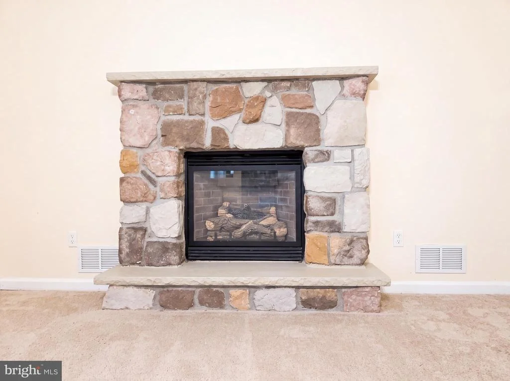 Photo of 814 CLEARVIEW DRIVE
