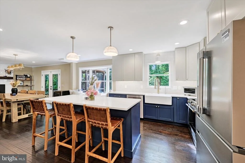 Photo of 1292 SWAN DRIVE
