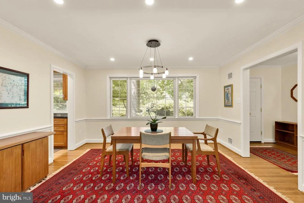 Photo of 5810 OVERLEA ROAD