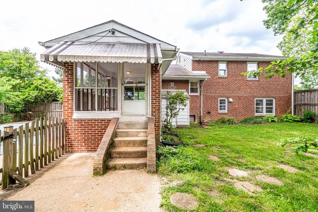 Photo of 4235 SIDEBURN ROAD