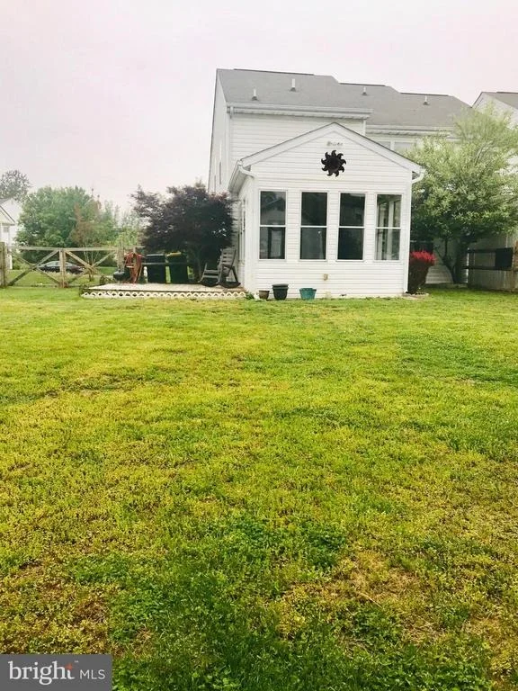 Photo of 668 WARREN DRIVE