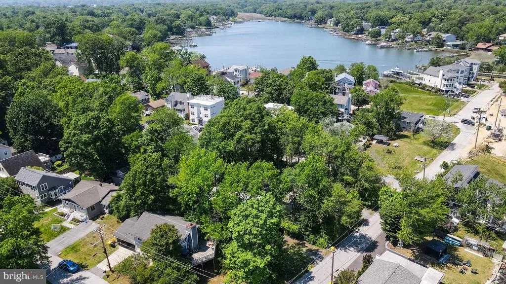 Photo of 3328 SHORE DRIVE