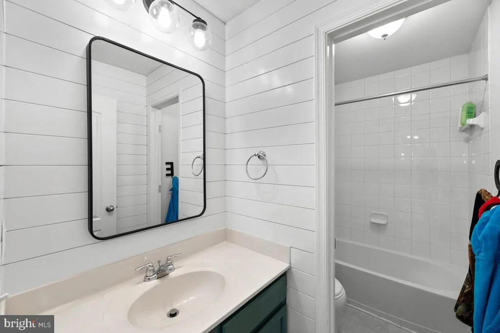 Photo of 10539 BRADDOCK RUN ROAD
