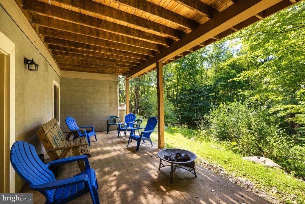 Photo of 365 PINNACLE DRIVE
