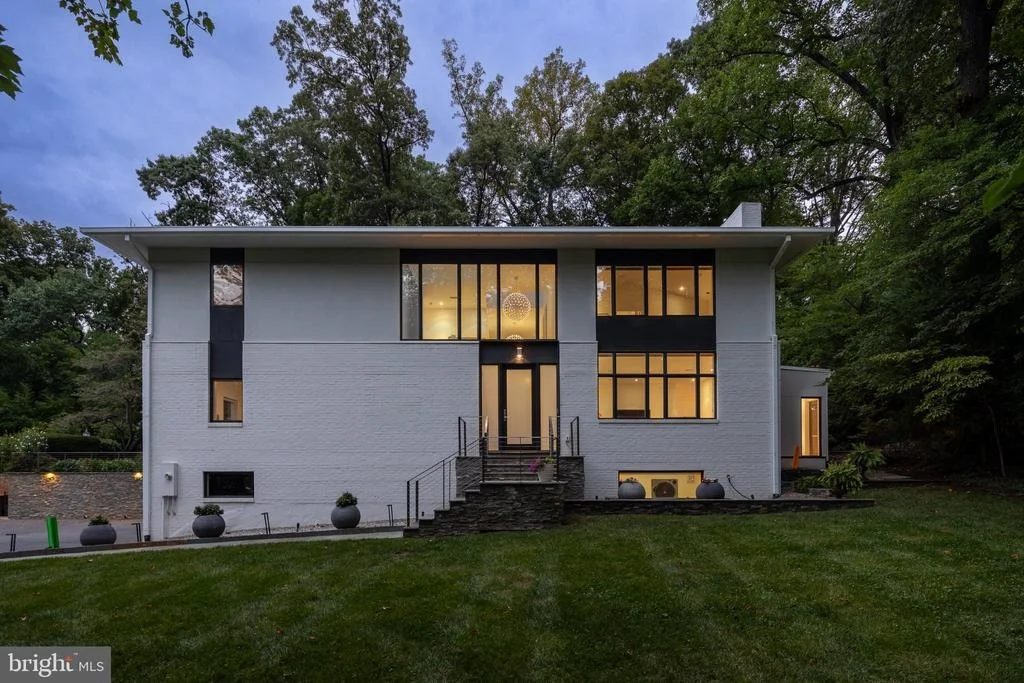 Photo of 6016 CHESTERBROOK ROAD