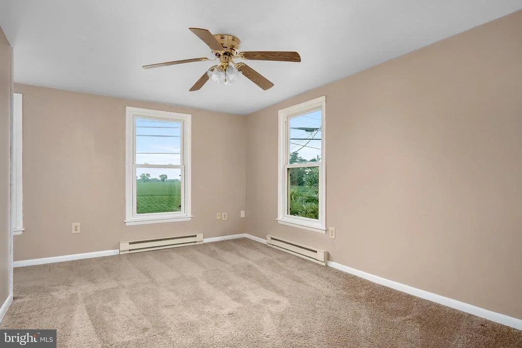 Photo of 6047 MIDDLEBURG ROAD