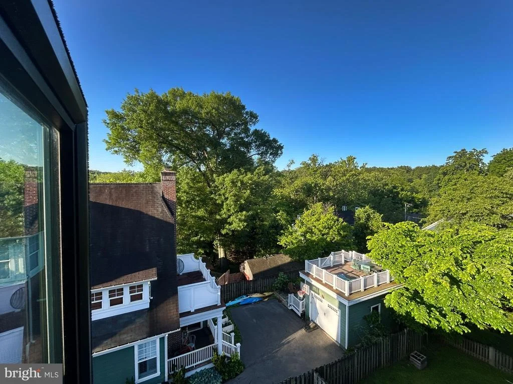 Photo of 6427 83RD PLACE