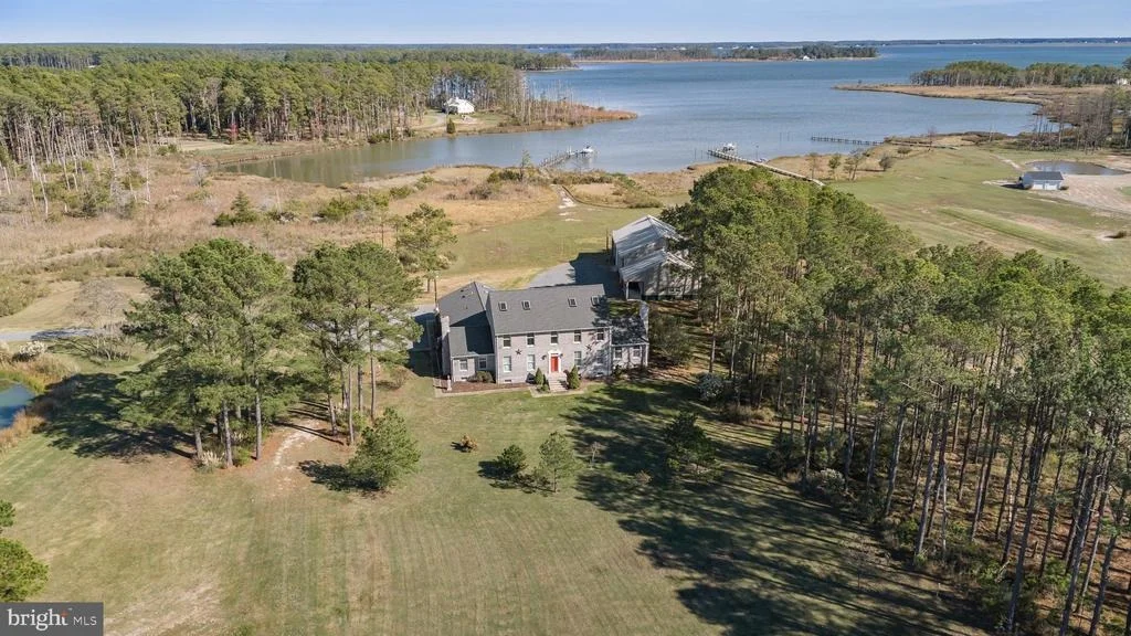 Photo of 5253 RAGGED POINT ROAD