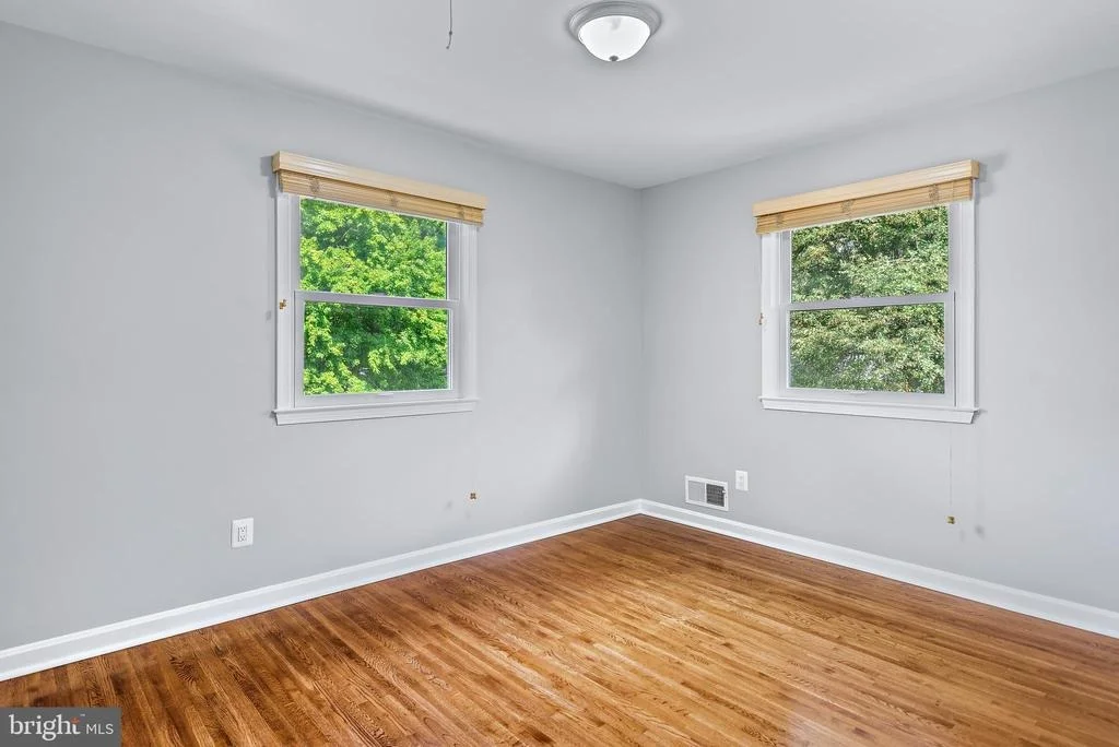 Photo of 604 KENBROOK DRIVE
