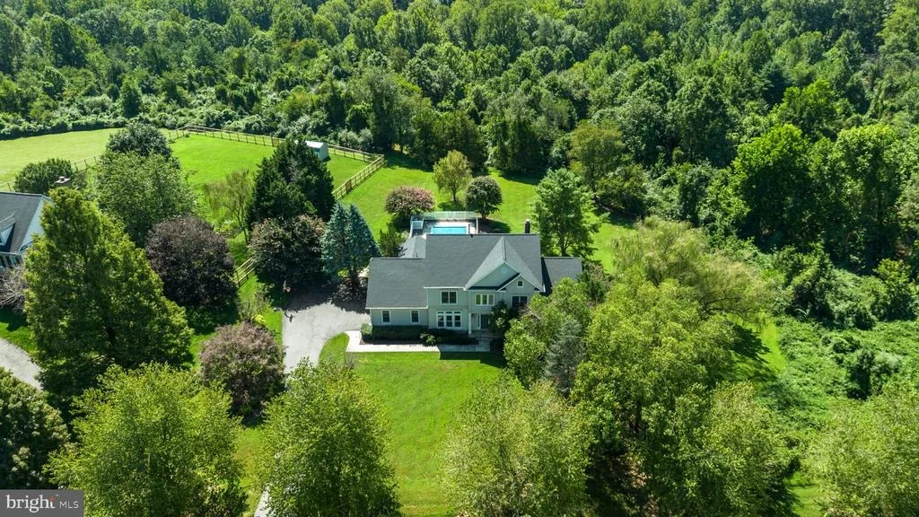 Photo of 2109 LINK ROAD