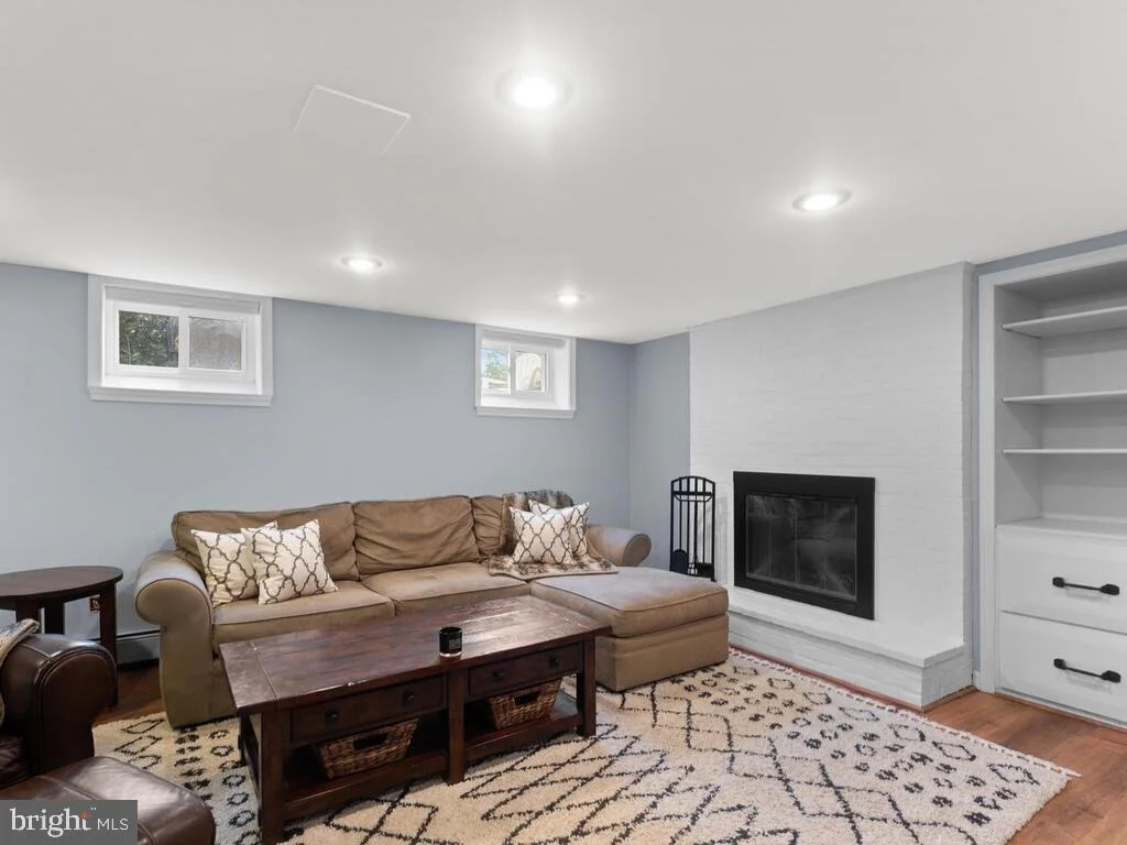 Photo of 7405 HILLTOP DRIVE