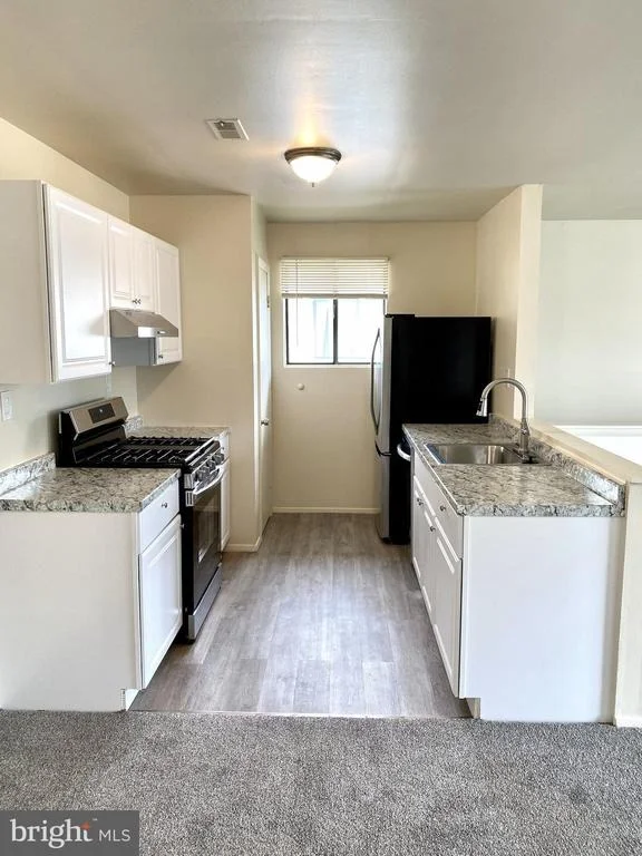 Photo of Unit 822D at 822 WINDSTREAM WAY