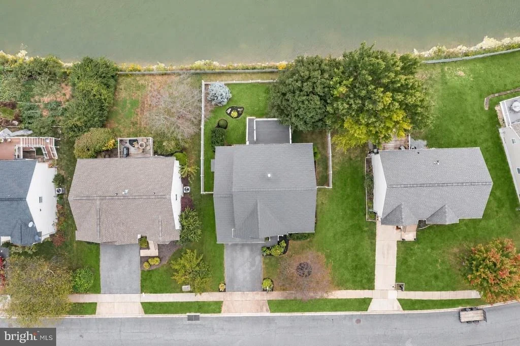 Photo of 236 LAKE COVENTRY DRIVE