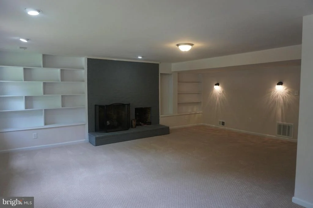 Photo of 8404 MAGNOLIA DRIVE