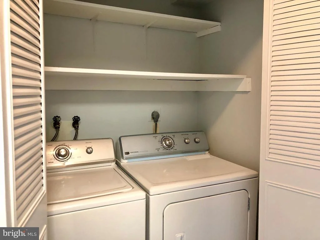 Photo of Unit 22C at 3627 GLENEAGLES DRIVE
