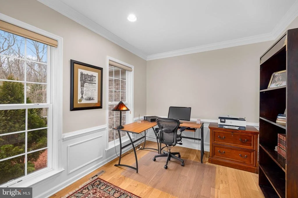 Photo of 8068 PAPER BIRCH DRIVE