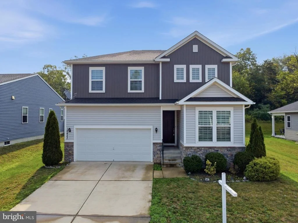 Photo of 12423 GEMSTONE DRIVE