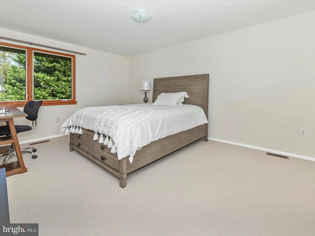 Photo of 11709 FLINTS GROVE