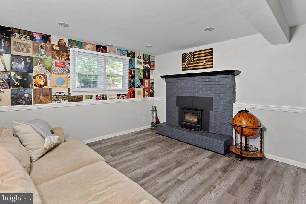 Photo of 6 INDEPENDENCE DRIVE