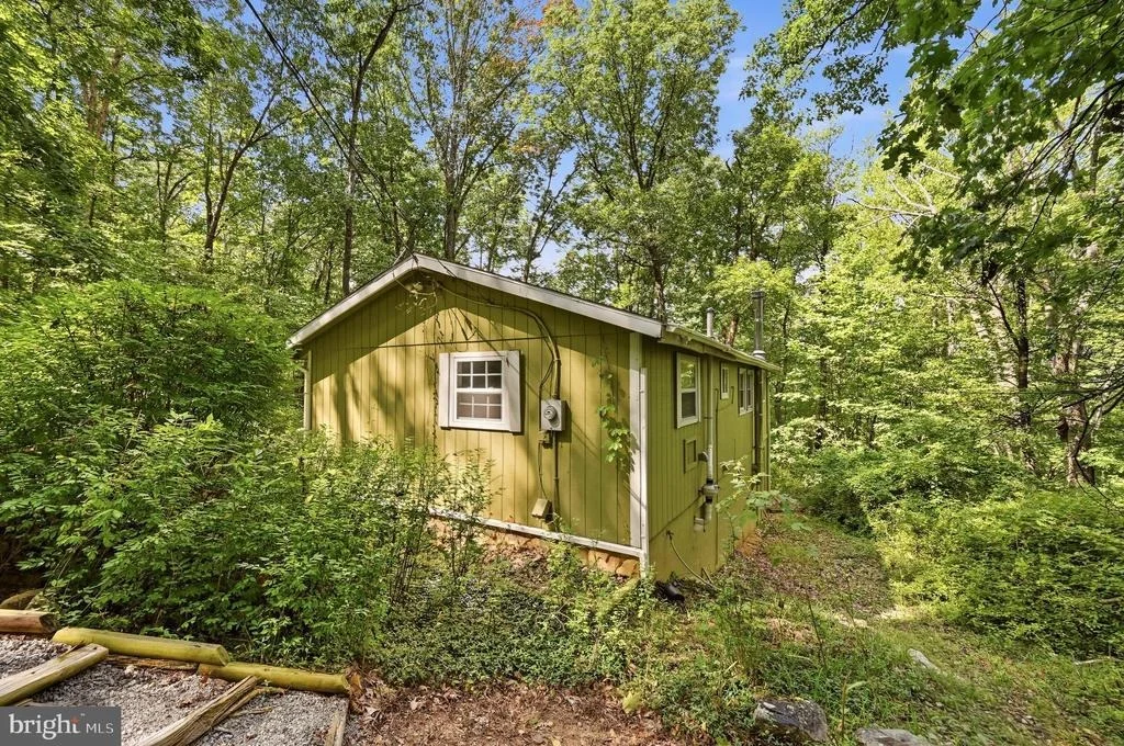 Photo of 686 NANCY JACK ROAD