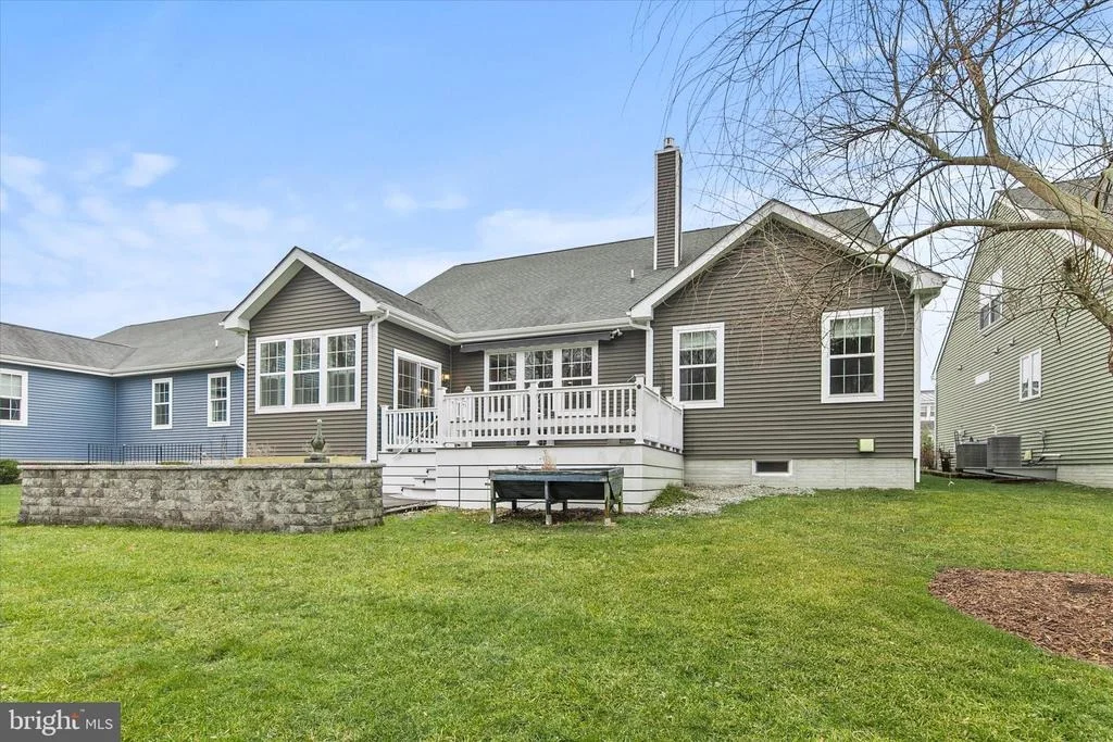 Photo of 322 MARINERS CIRCLE