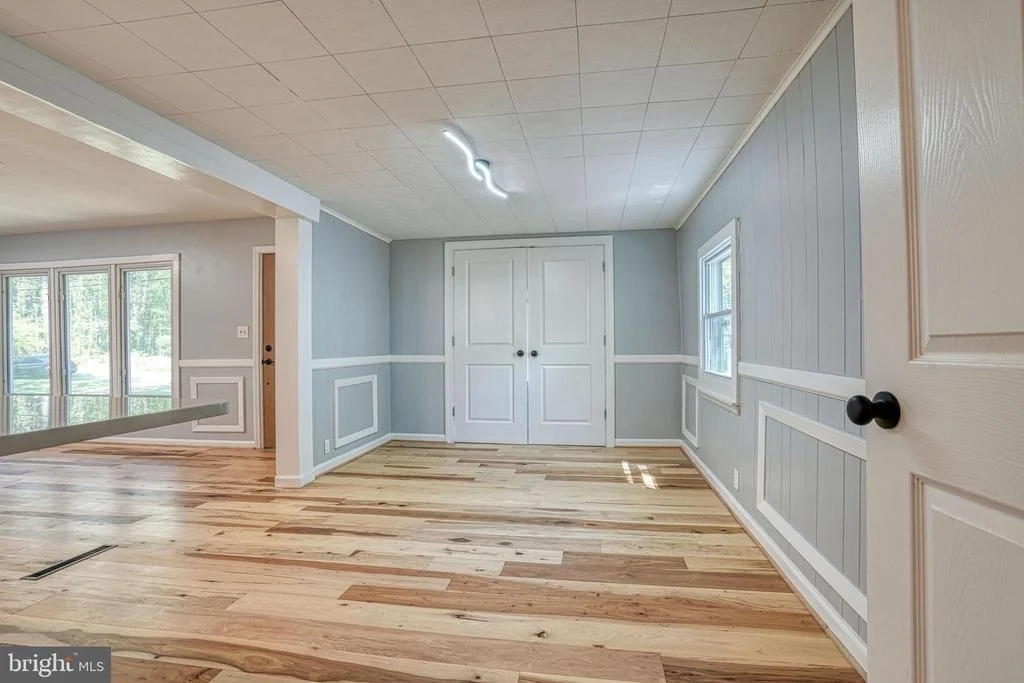 Photo of 10 BAY VIEW AVENUE