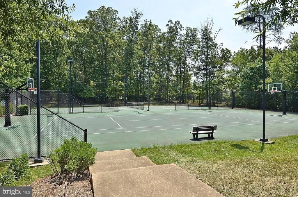 Photo of 15944 SPYGLASS HILL LOOP