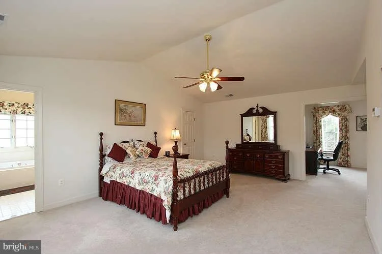 Photo of 4419 WINDING OAK DRIVE