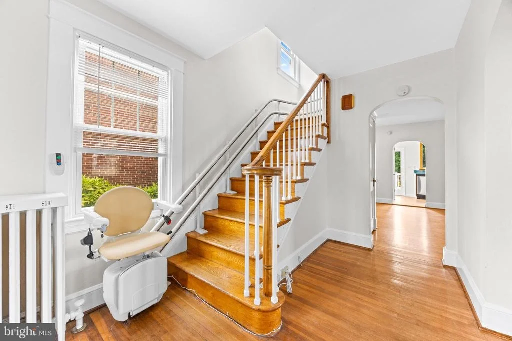 Photo of 1257 CIRCLE DRIVE
