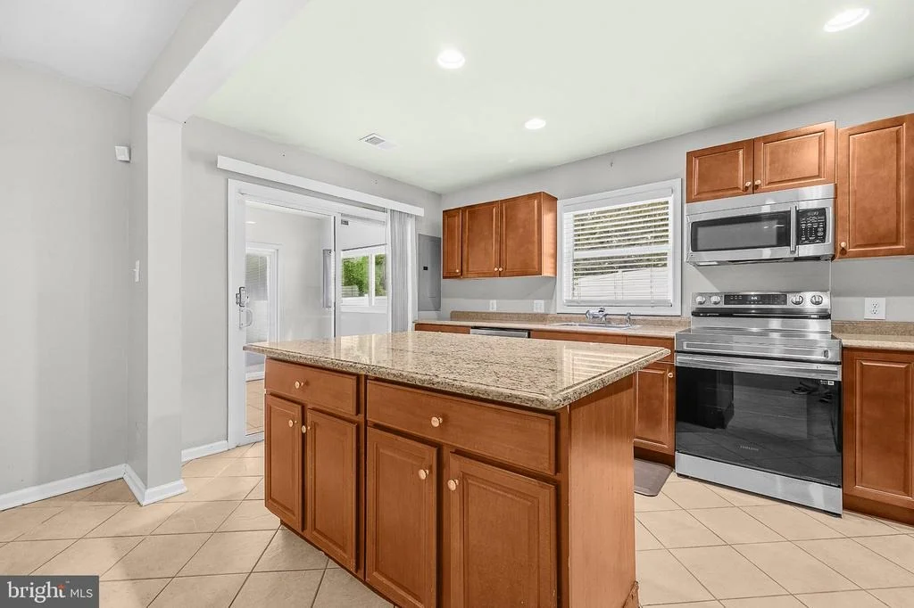 Photo of 8200 LEGION DRIVE
