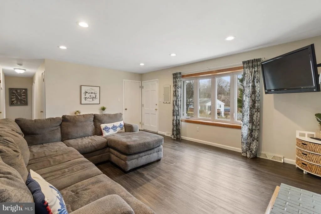 Photo of 5844 TIMBERVIEW DRIVE