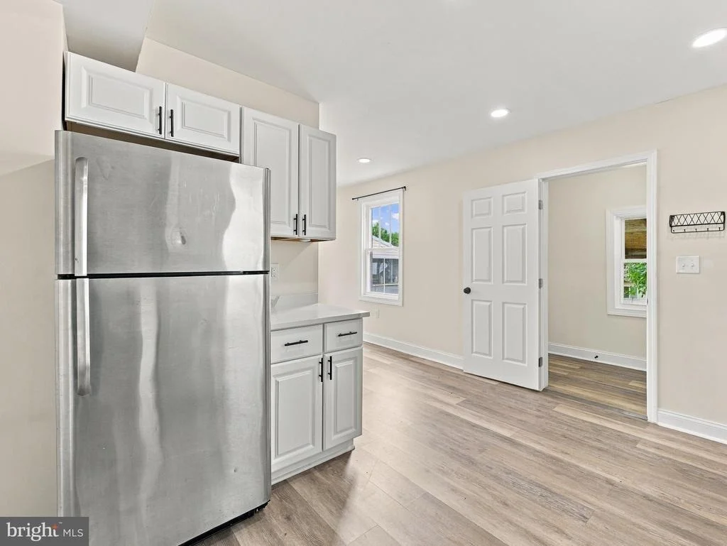 Photo of 8118 MAPLEVILLE ROAD