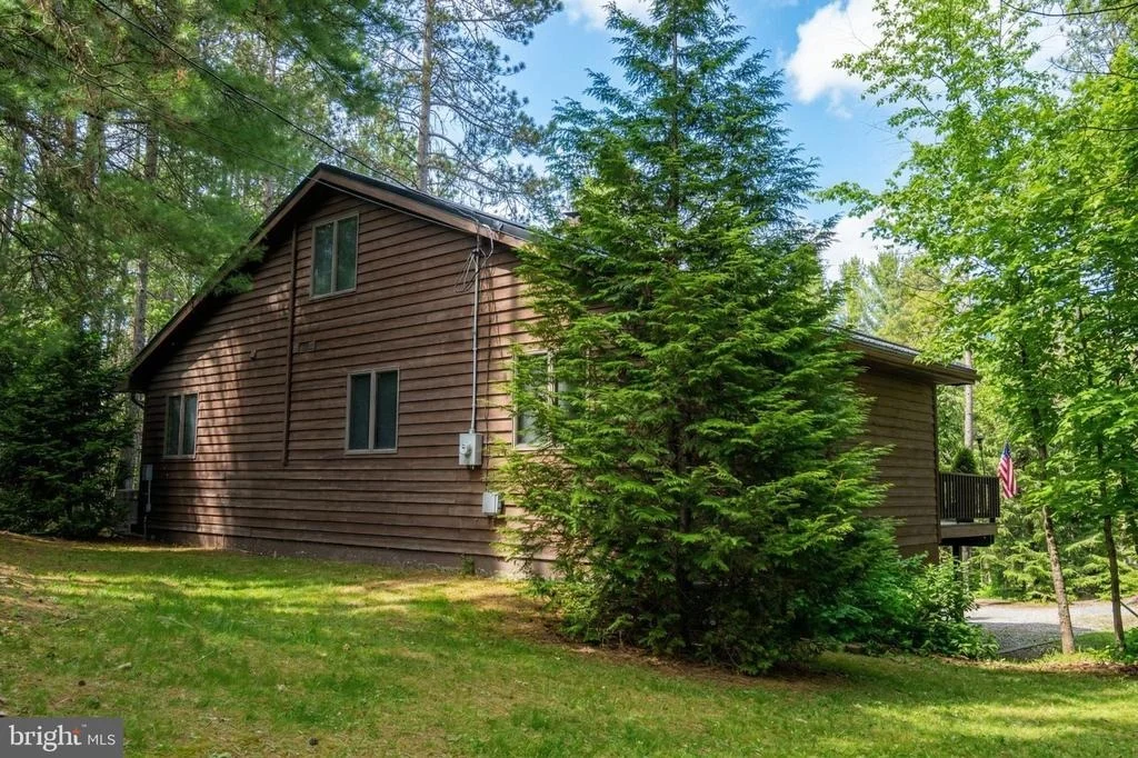 Photo of 11 VALLEY VIEW DRIVE