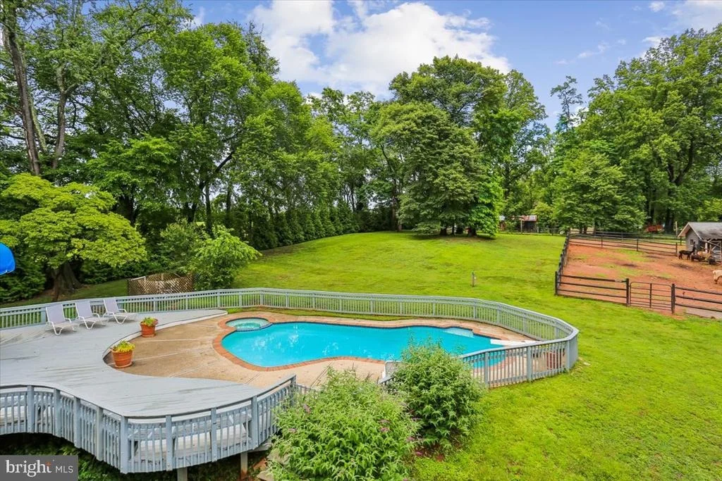 Photo of 8603 BRICKYARD ROAD