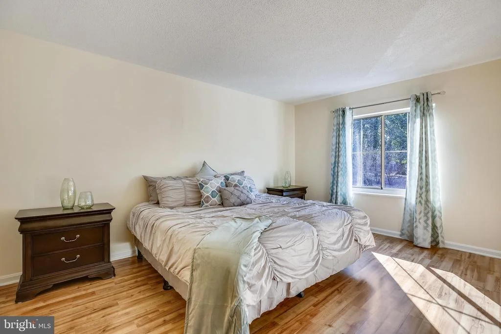 Photo of Unit 215 at 14809 PENNFIELD CIRCLE