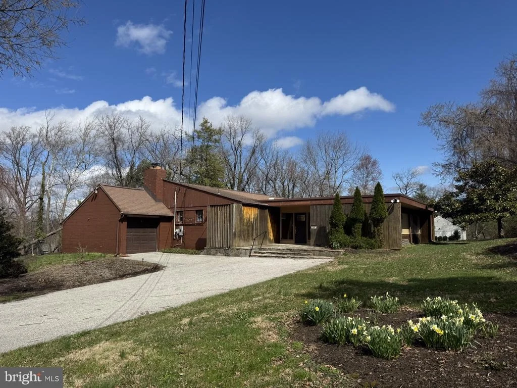 Photo of 1213 TRAPPE LANE