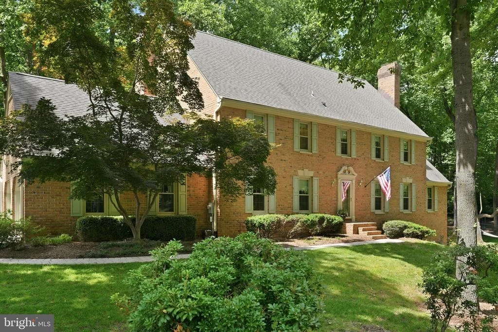 Photo of 26 BELLEVIEW DRIVE
