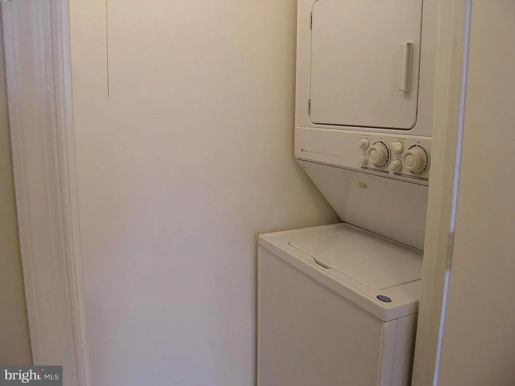Photo of Unit B at 14906 MC KISSON COURT